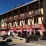 Le Toukal 3* Allos